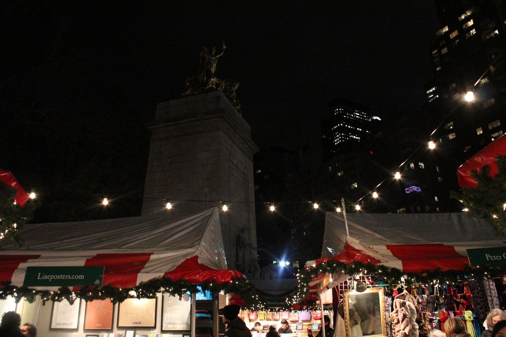 The Columbus Circle Holiday Market Now Open For The Season LocalBozo
