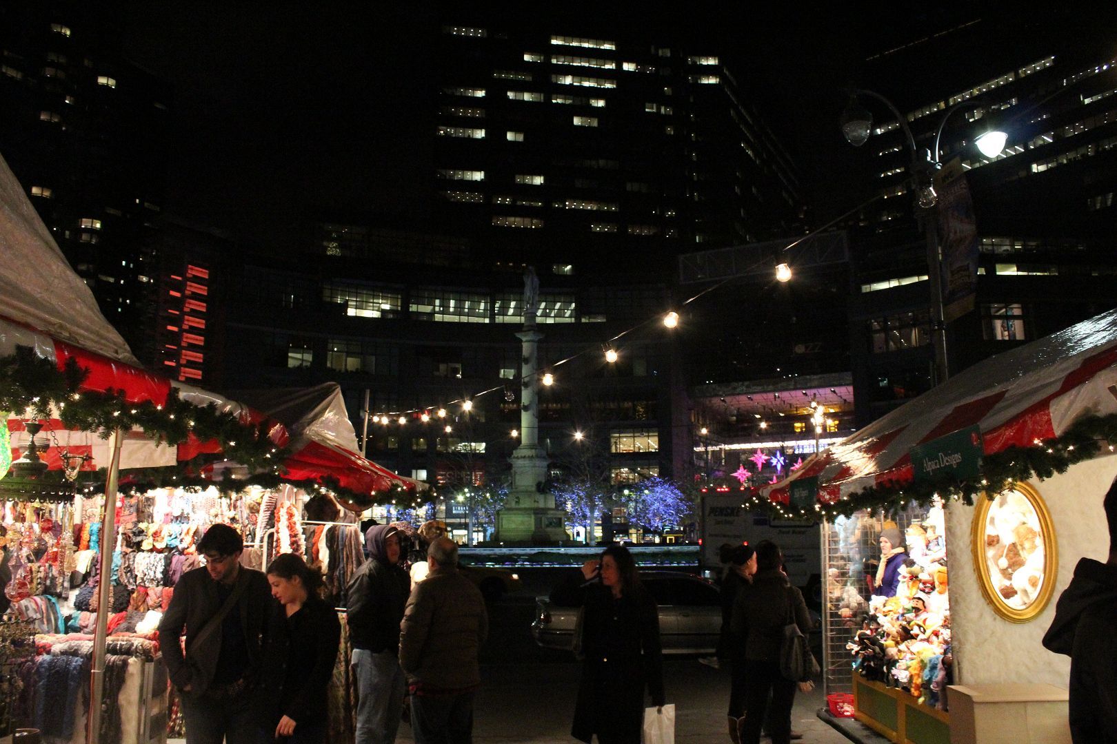 The Columbus Circle Holiday Market Now Open For The Season LocalBozo