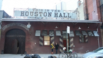 Houston Hall- West Village: Drink Here Now