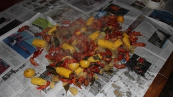 “Crawfish and Blues” Brings Abita & Tunes to West 3rd Common