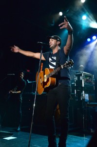 Citi Presents Exclusive Performance by Luke Bryan for Citi Cardmembers to Celebrate The Release of New Album "Kill The Lights"