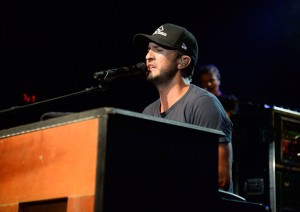 Citi Presents Exclusive Performance by Luke Bryan for Citi Cardmembers to Celebrate The Release of New Album "Kill The Lights"